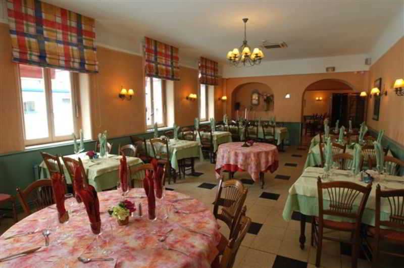 Logis Hotel De Bourgogne - Mâcon Restaurant foto